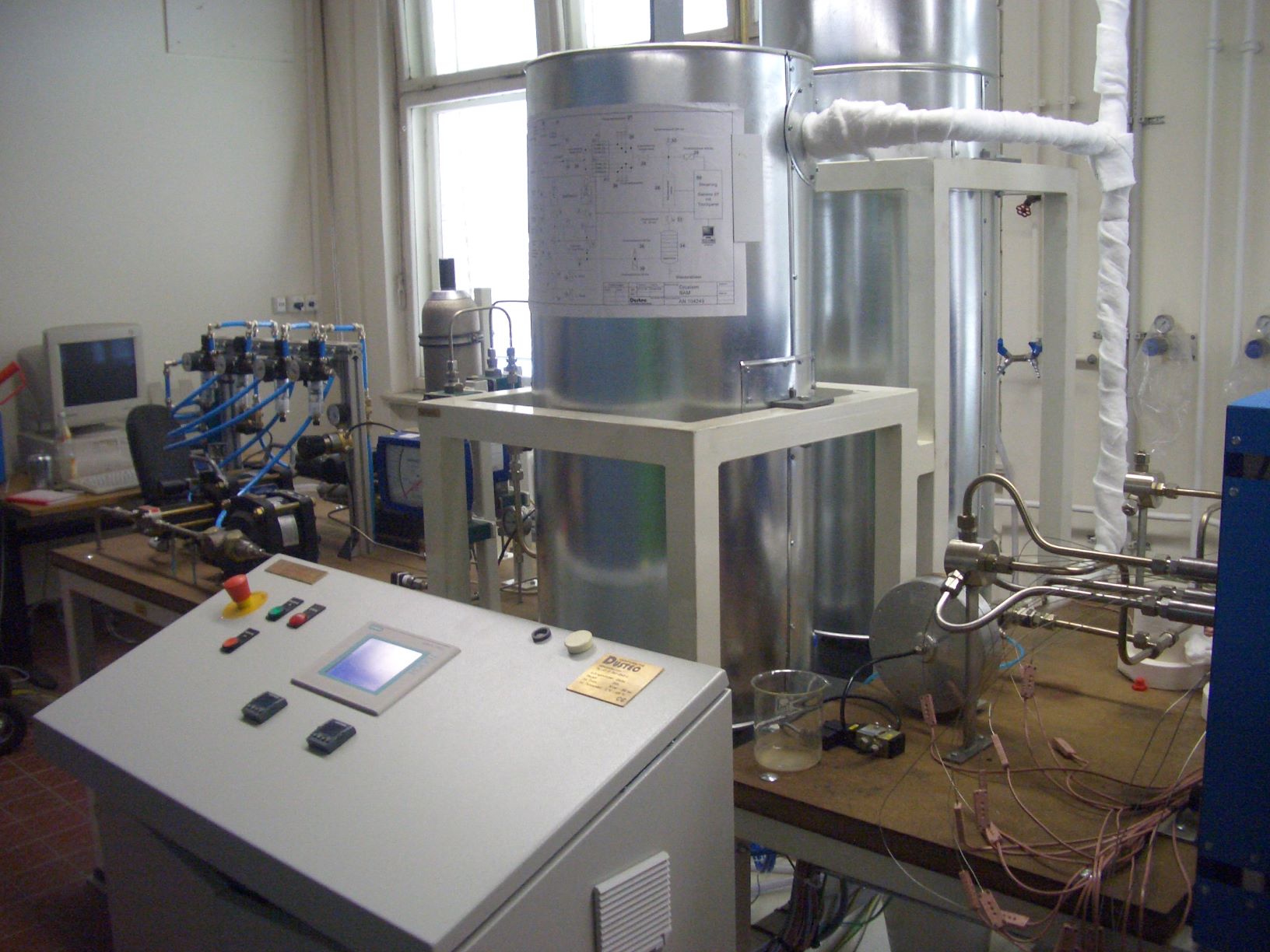 files/dustec/inhalte/bilder/Anwendungen/Korrosions- und Bestaendigkeitstests/Hochdruckanlage für Korrosionstest unter hoher Temperatur.JPG